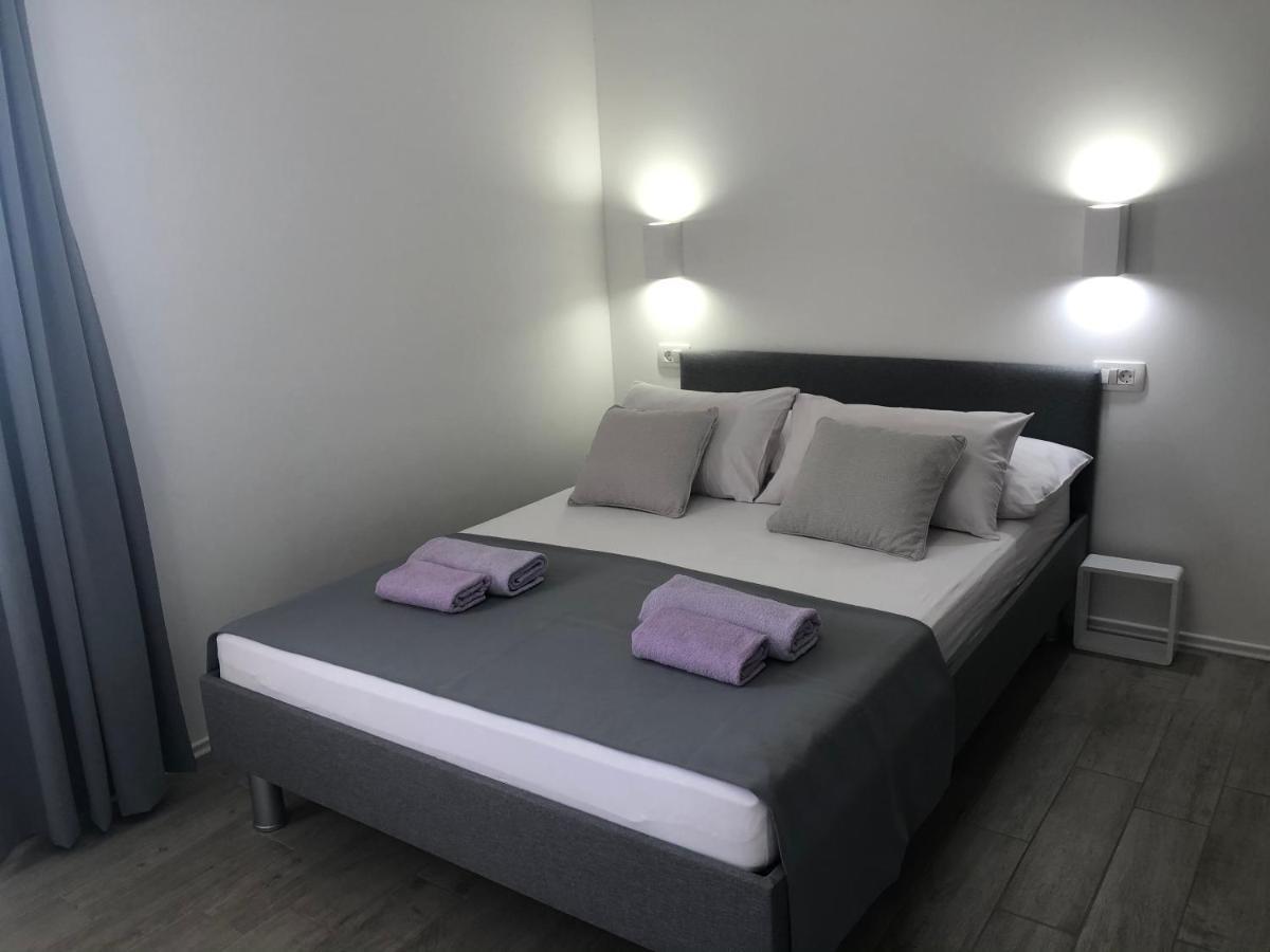 Apartmani Milka I Jozo Omiš Exterior foto