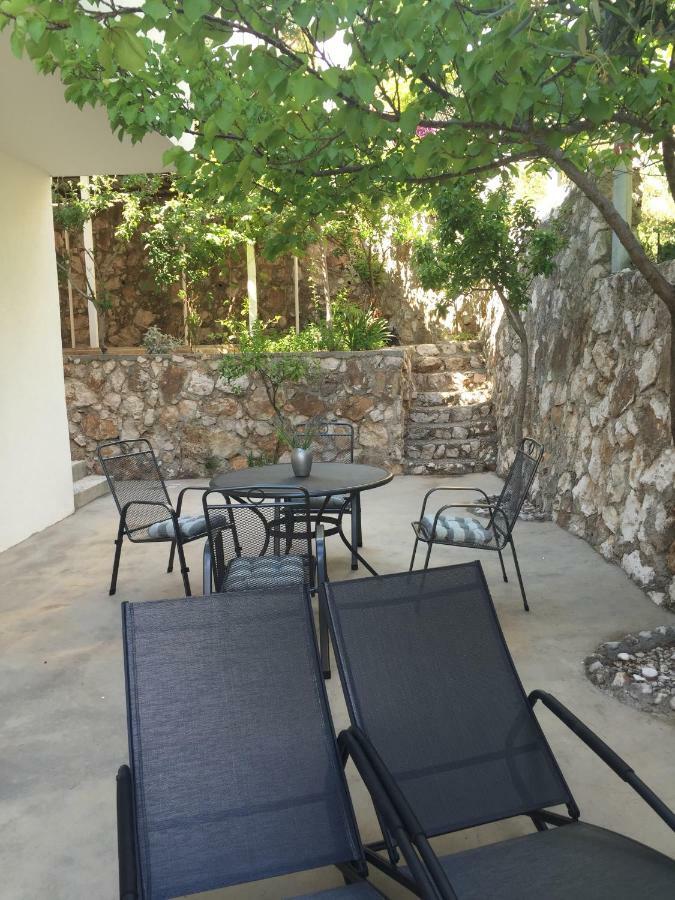 Apartmani Milka I Jozo Omiš Exterior foto